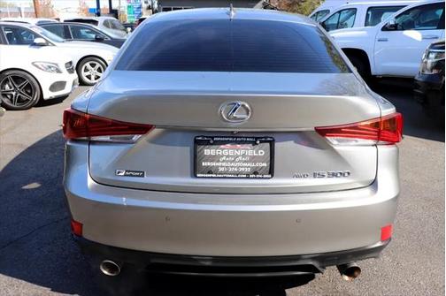 2018 Lexus IS 300 Base