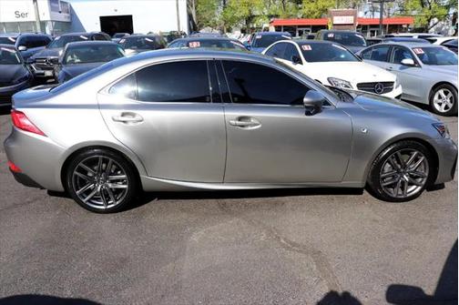 2018 Lexus IS 300 Base