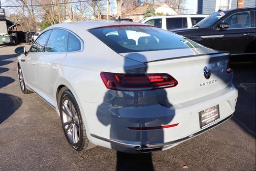 2022 Volkswagen Arteon 2.0T SE