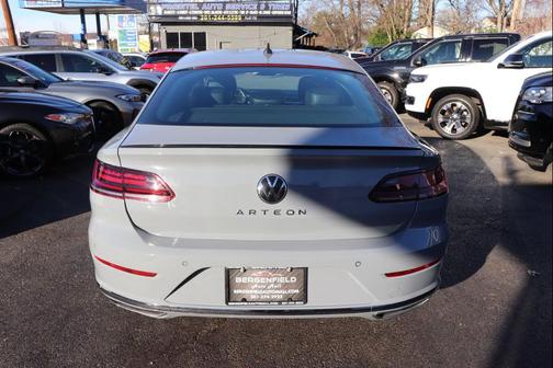 2022 Volkswagen Arteon 2.0T SE