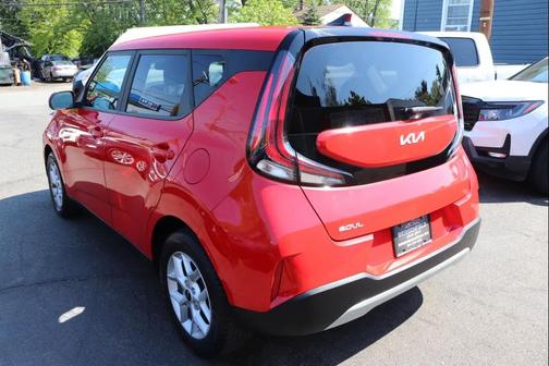 Inferno Red 2023 Kia Soul LX