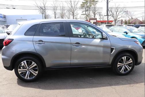 2025 Mitsubishi Outlander Sport SE