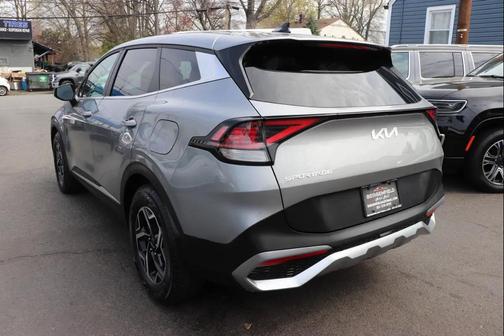 Gray 2024 Kia Sportage LX