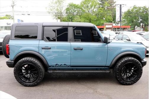 2022 Ford Bronco Black Diamond