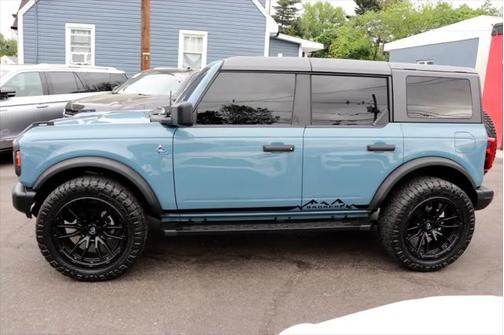 2022 Ford Bronco Black Diamond