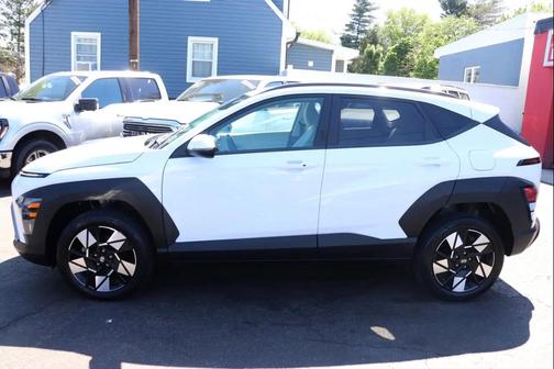 White 2024 Hyundai KONA SEL AWD