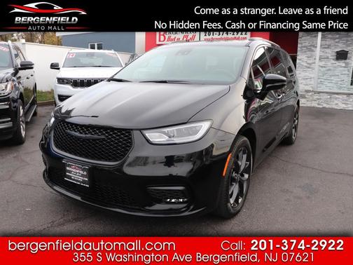 2025 Chrysler Pacifica Limited