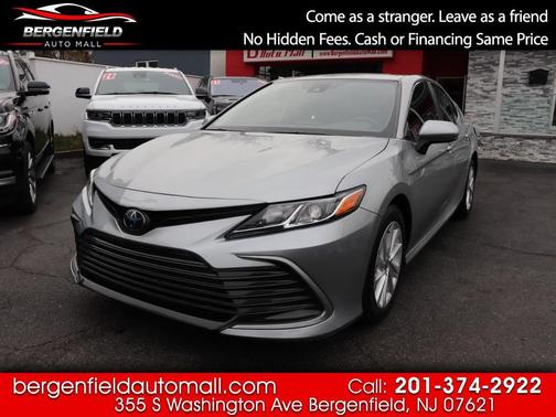 2024 Toyota Camry LE