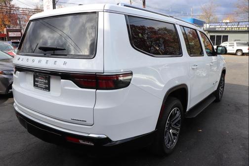 2024 Jeep Wagoneer L Series II 4x4