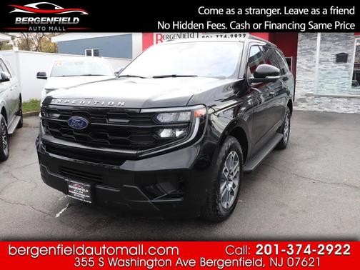 2025 Ford Expedition Active