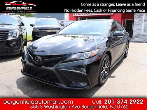 2023 Toyota Camry SE