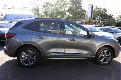 Carbonized Gray Metallic 2024 Ford Escape ST-Line