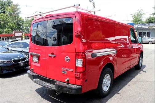 2015 Nissan NV Cargo NV2500 HD SV V6