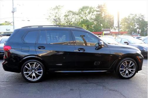 2020 BMW X7 M50i
