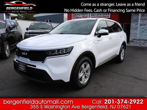 2023 Kia Sorento LX