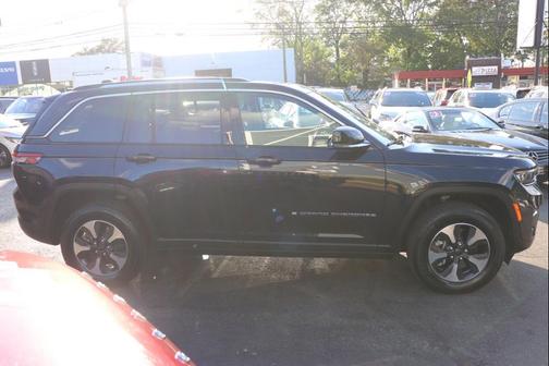 2024 Jeep Grand Cherokee 4xe Base