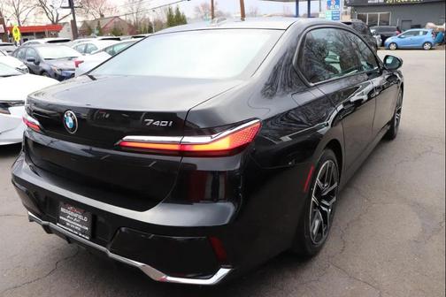 Black 2024 BMW 740 xDrive