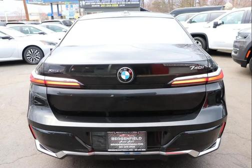 Black 2024 BMW 740 xDrive
