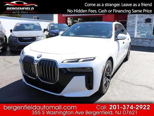 2023 BMW 740 i