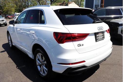 2024 Audi Q3 Premium 45 TFSI S line quattro Tiptronic