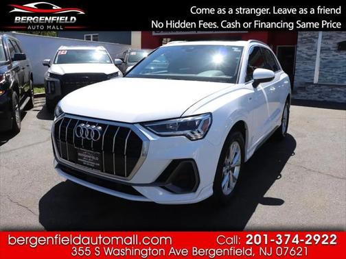 2024 Audi Q3 Premium 45 TFSI S line quattro Tiptronic