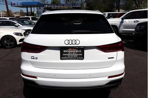 2024 Audi Q3 Premium 45 TFSI S line quattro Tiptronic