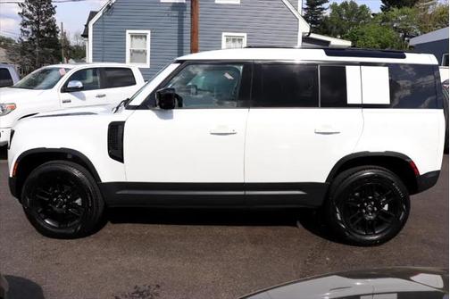 2025 Land Rover Defender 110 P300