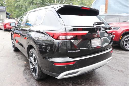 2024 Mitsubishi Outlander PHEV SE S-AWC