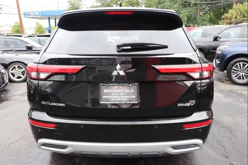 2024 Mitsubishi Outlander PHEV SE S-AWC