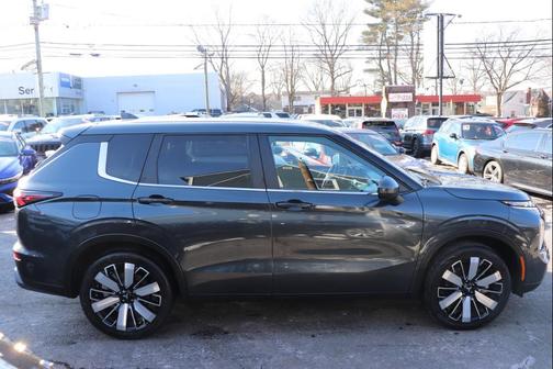 2025 Mitsubishi Outlander SE 2.5 S-AWC