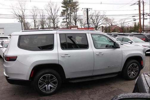 Silver Zynith 2024 Jeep Wagoneer Series II 4x4