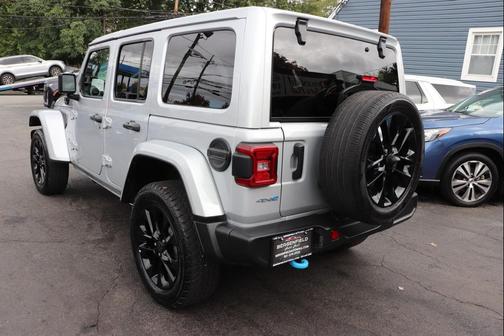 2024 Jeep Wrangler 4xe Sahara