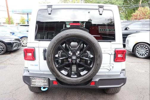 2024 Jeep Wrangler 4xe Sahara