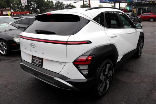 2024 Hyundai KONA Limited