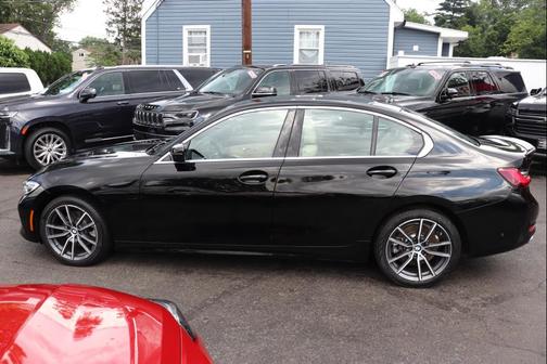 2022 BMW 330 xDrive