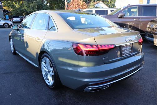 2023 Audi A4 45 S line Premium Plus