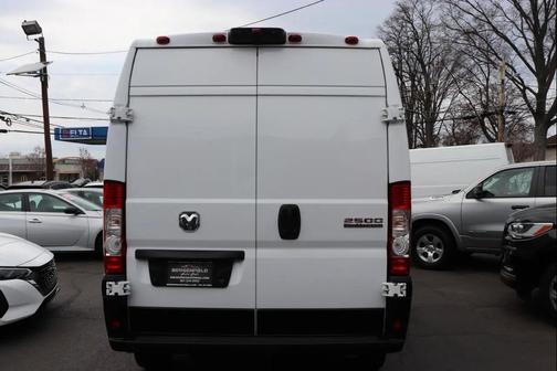 2025 RAM ProMaster 2500 Tradesman