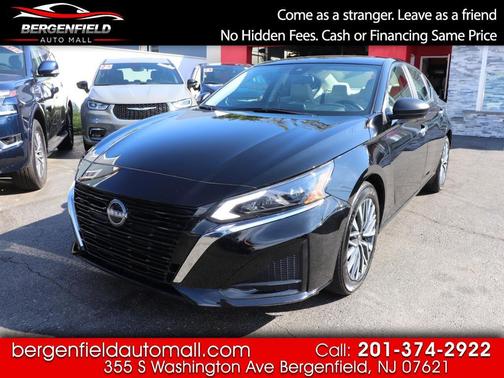 2025 Nissan Altima SV FWD