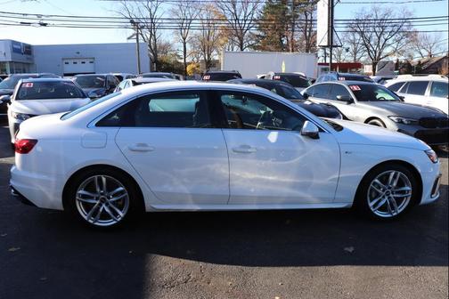 2023 Audi A4 45 S line Premium Plus