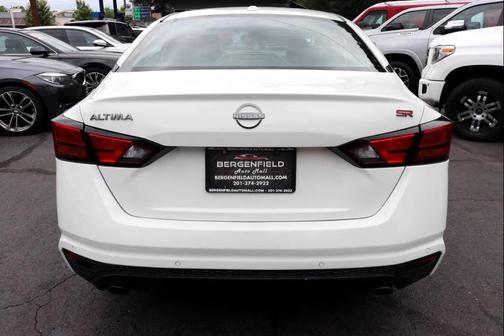 2023 Nissan Altima SR FWD