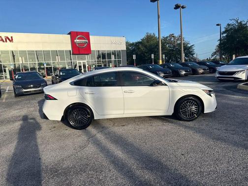 Fresh Powder 2026 Nissan Sentra SV