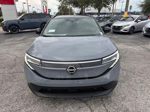 2026 Nissan Leaf PLATINUM+