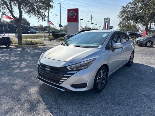 2025 Nissan Versa 1.6 SV