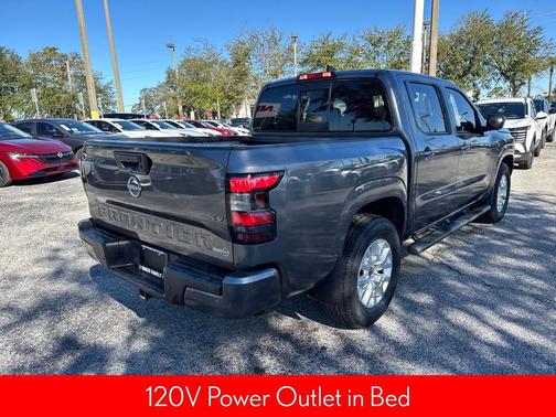 2022 Nissan Frontier SV