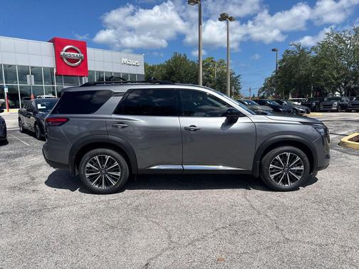 Gun Metallic 2026 Nissan Pathfinder Platinum