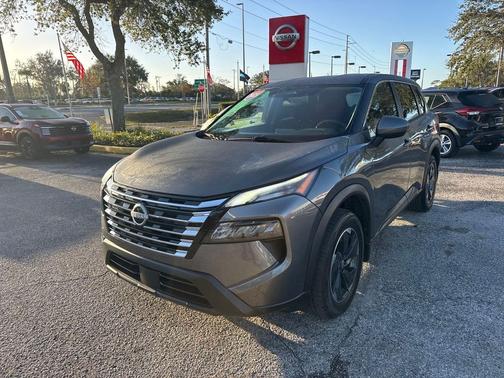 2025 Nissan Rogue SV