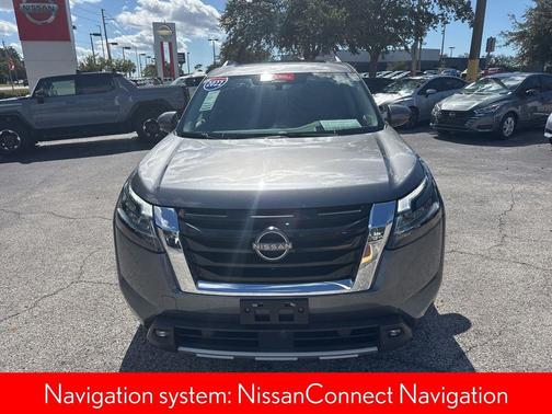 2022 Nissan Pathfinder Platinum 4WD