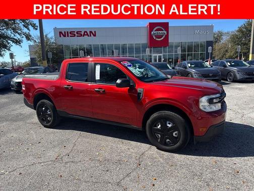 Hot Pepper Red Metallic Tinted Clearcoat 2024 Ford Maverick XL