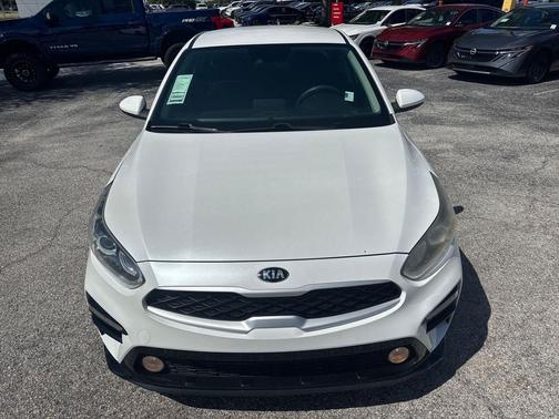 Snow White Pearl 2021 Kia Forte LXS