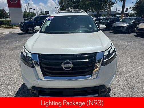 Pearl White Tricoat 2023 Nissan Pathfinder Platinum 4WD